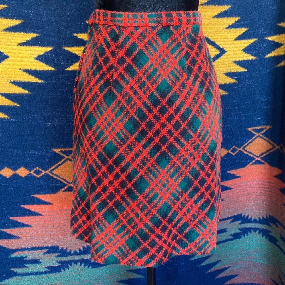 VTG 50’s Tartan Mode O’ Day Union Made Plaid Mini Skirt. Size 11!